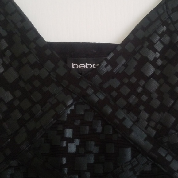 Dress - Picture 2 of 4